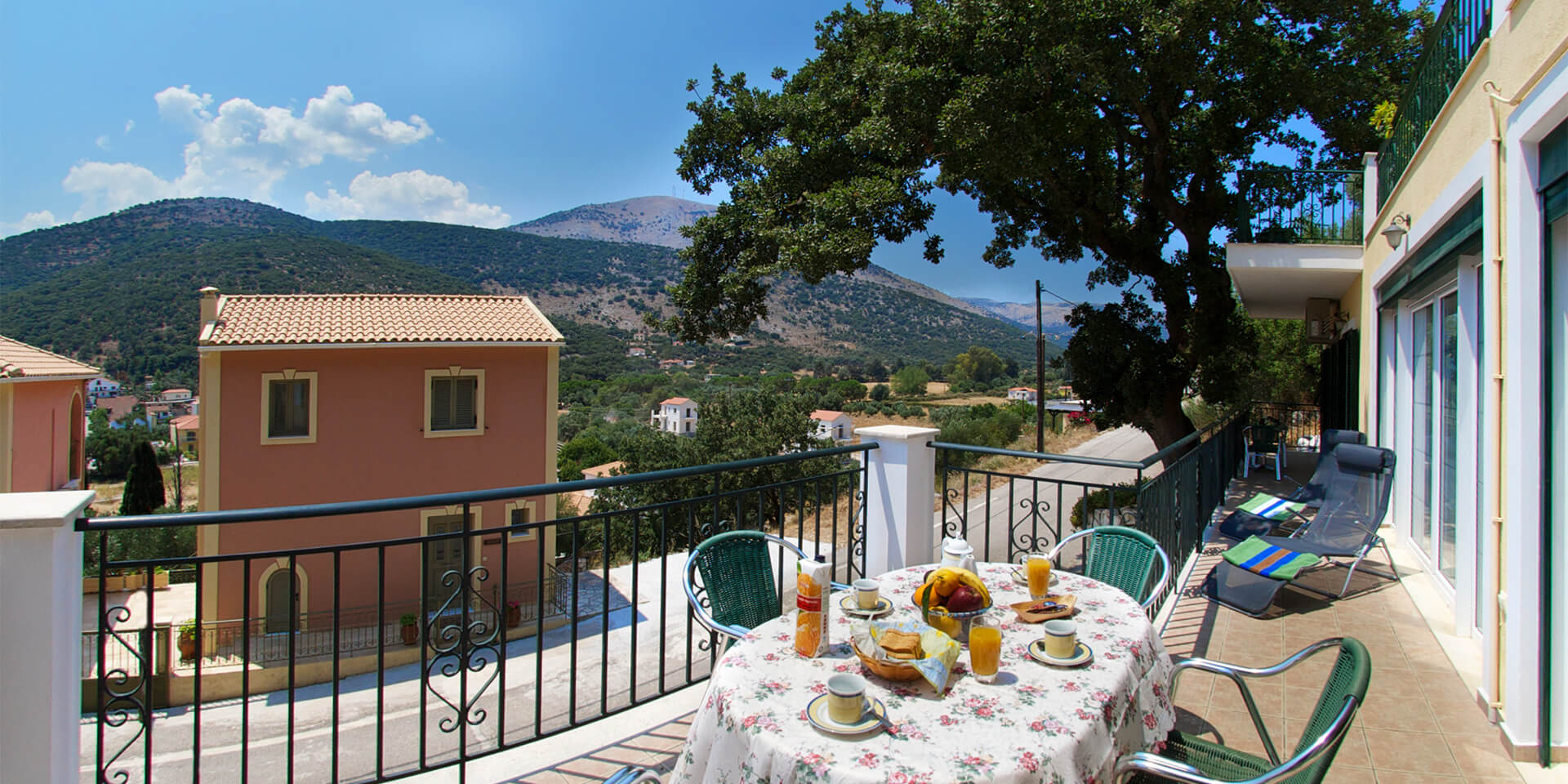 Faos Apartments at Agia Efimia Kefalonia